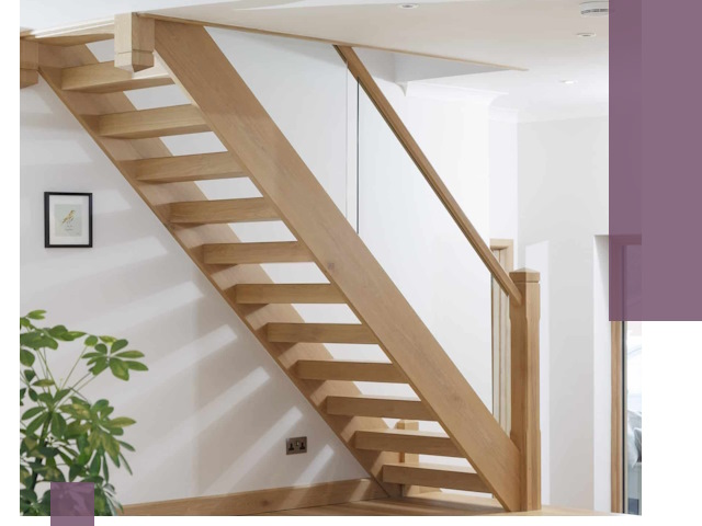 Изготовление деревянных лестниц под ключ в Сосновом Боре для дома