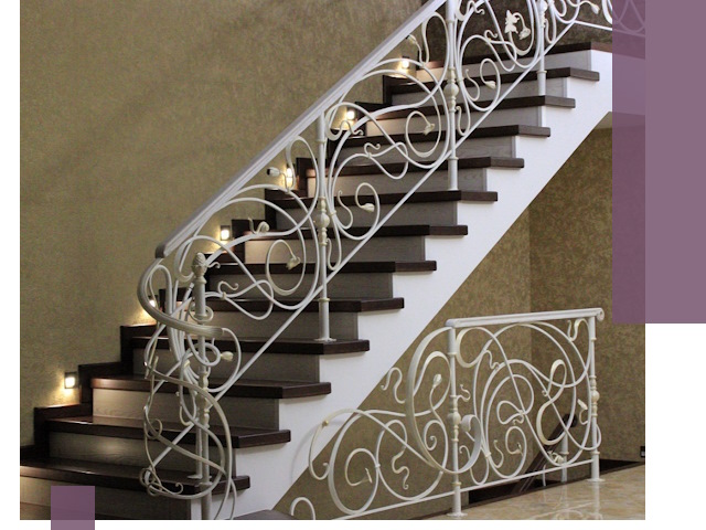 Кованые лестницы под ключ в Сосновом Боре — изготовление и монтаж