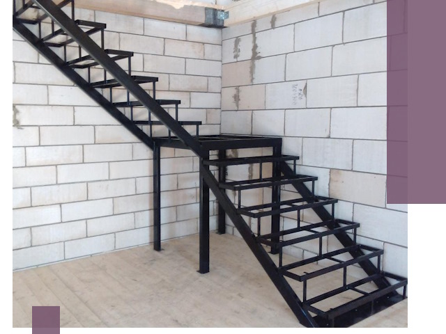 Лестницы на металлокаркасе под ключ в Сосновом Боре — изготовление и монтаж