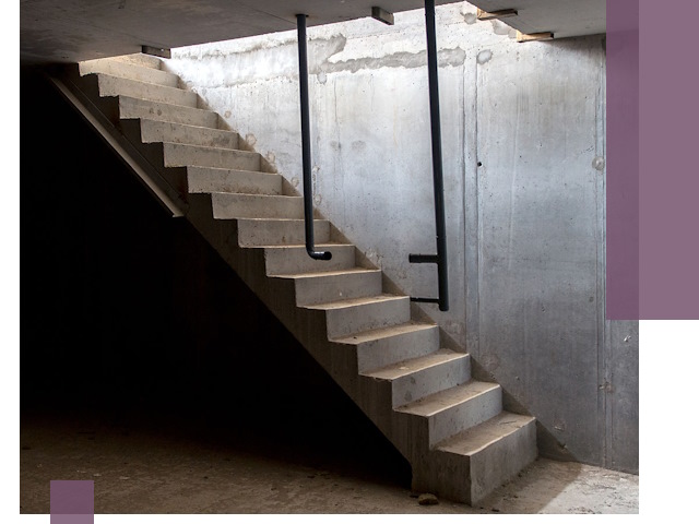 Изготовление и монтаж лестниц в подвале в Сосновом Боре