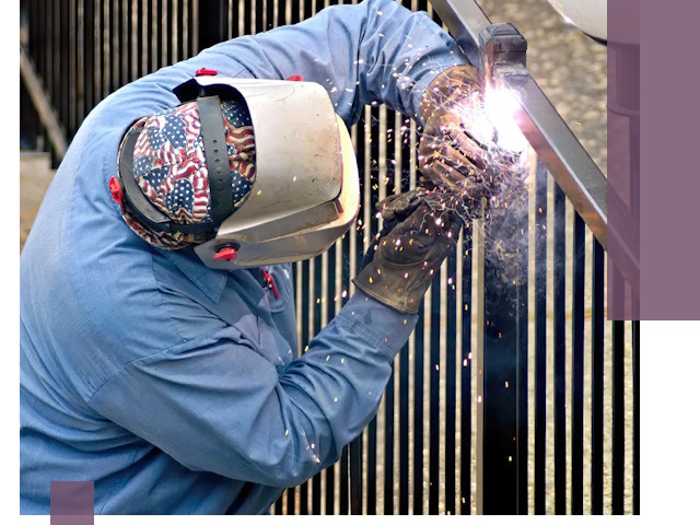 Демонтаж перил срочно и аккуратно в Сосновом Боре