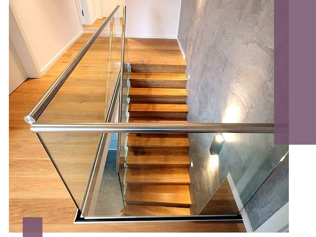 Перила для лестницы в доме — изготовление и монтаж в Сосновом Боре