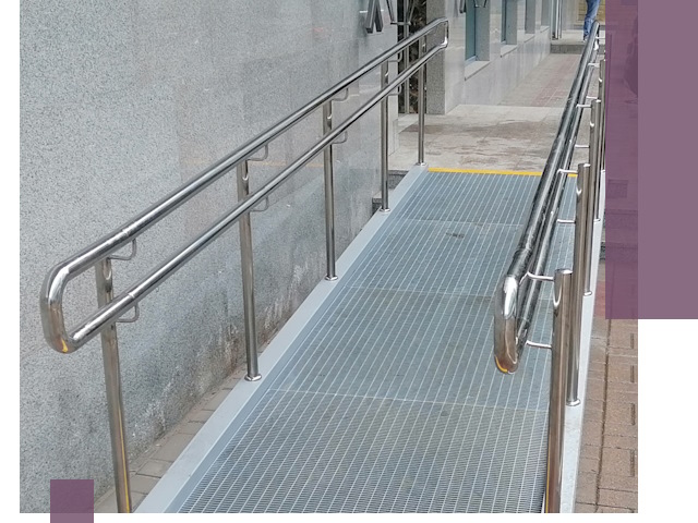 Пандусы для инвалидов в Сосновом Боре — изготовление и монтаж