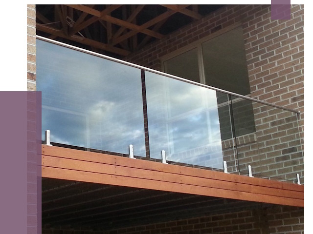 Стеклянные парапеты на крыше и террасе в Сосновом Боре от 11428 руб. | ПРОЛЁТ-Снб