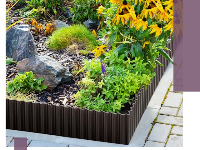 Металлические бордюры для клумб в Сосновом Боре — производство и монтаж